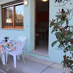 Appartamento Comfort And Fun By The Pool-beahost